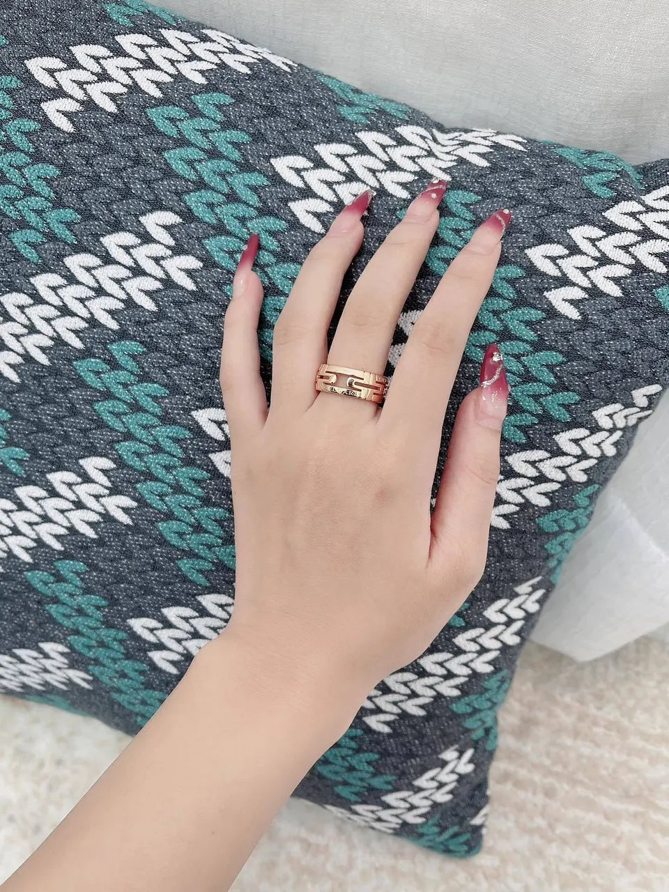 Bulgari Rose Gold Ring divas - Bulgari Rose Gold Divas' Dream Ring