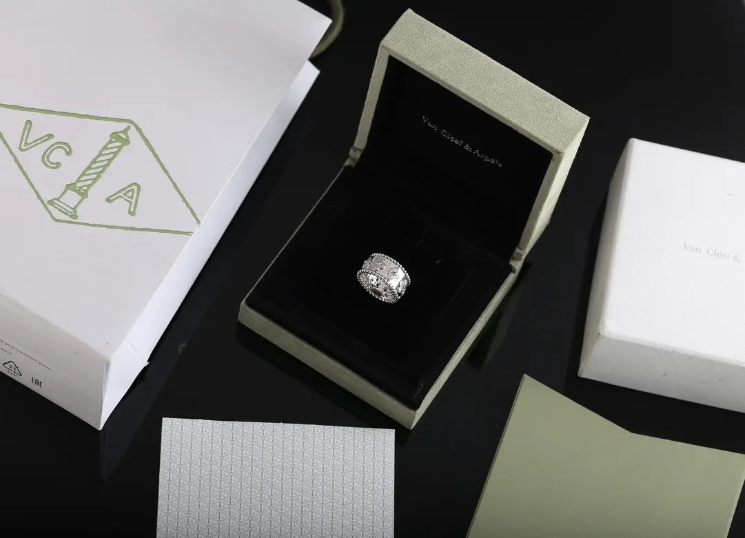 Van Cleef White Gold Alhambra Diamond Ring 9853 - Van Cleef White Gold