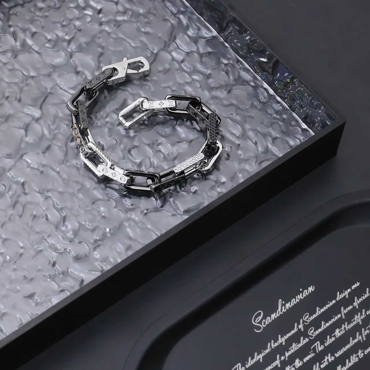 Premium Chain Link Bracelet - Silver & Black