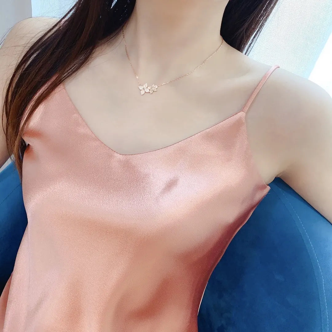 necklace Louis Vuitton Rose Gold Flower - Louis Vuitton Rose Gold
