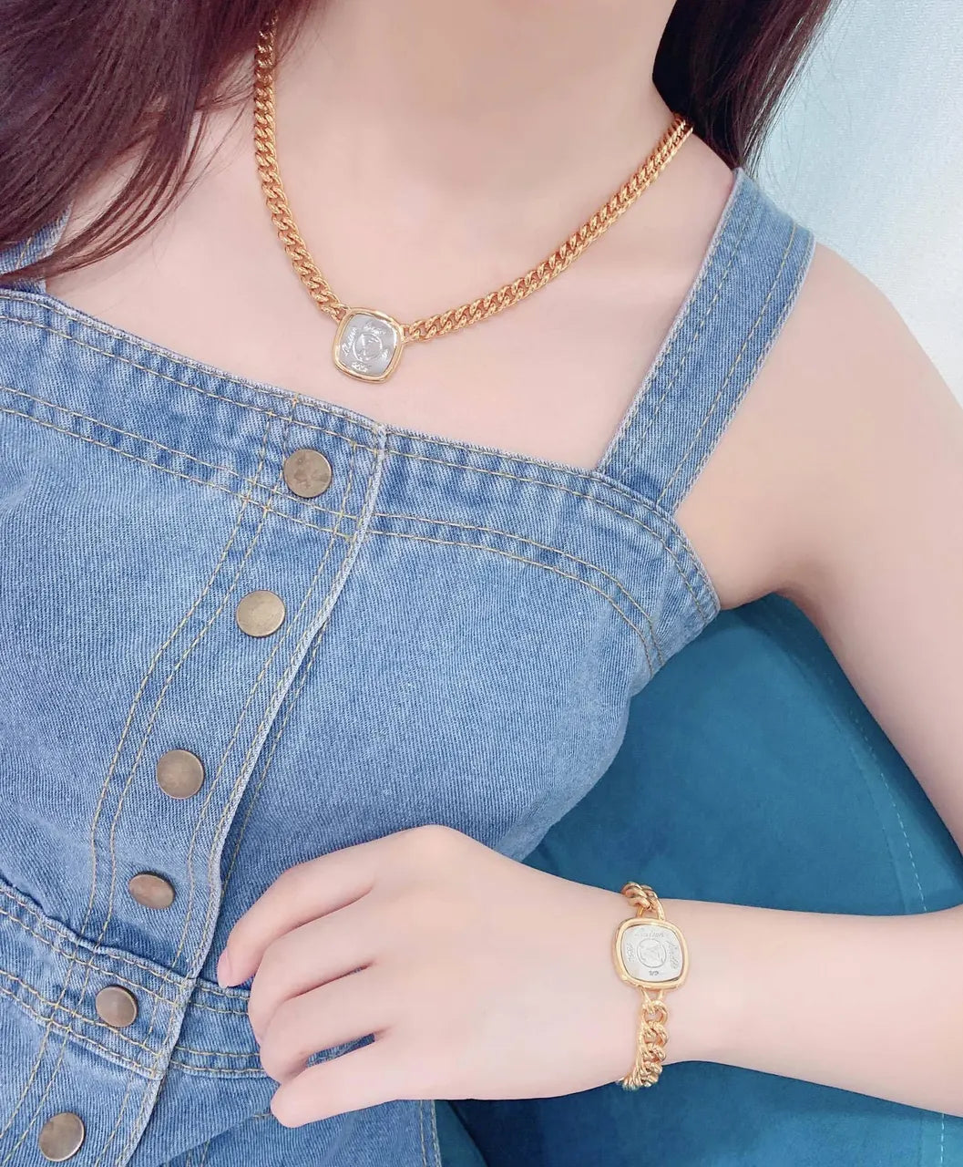 LV Gold Chain Medallion Set - Louis Vuitton Gold Chain Square