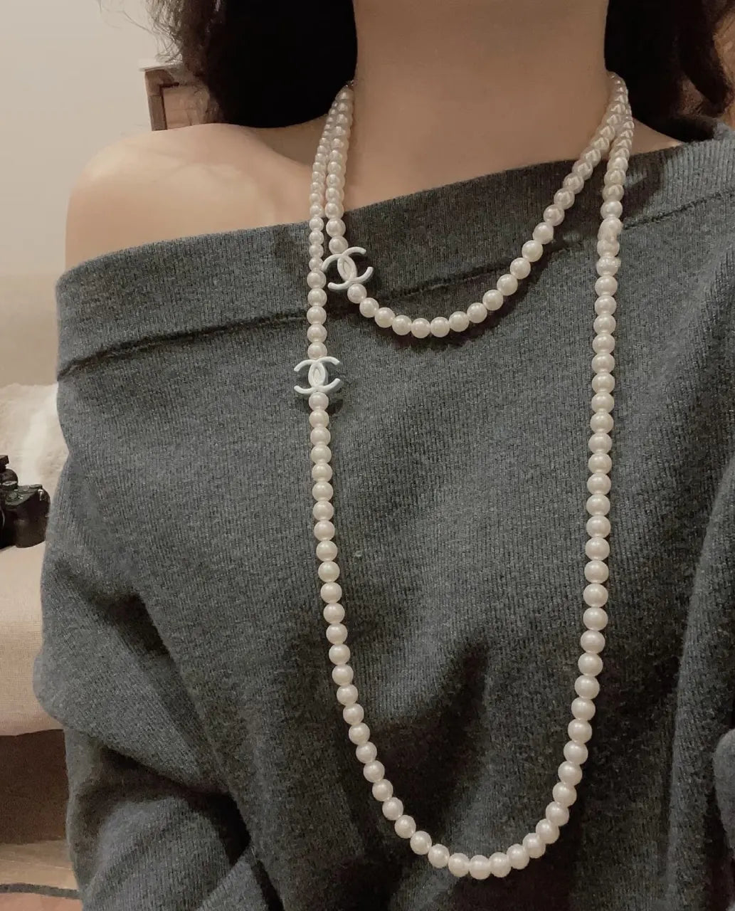 Chanel Long Pearl Necklace CC Logo - Luxurious Accessory